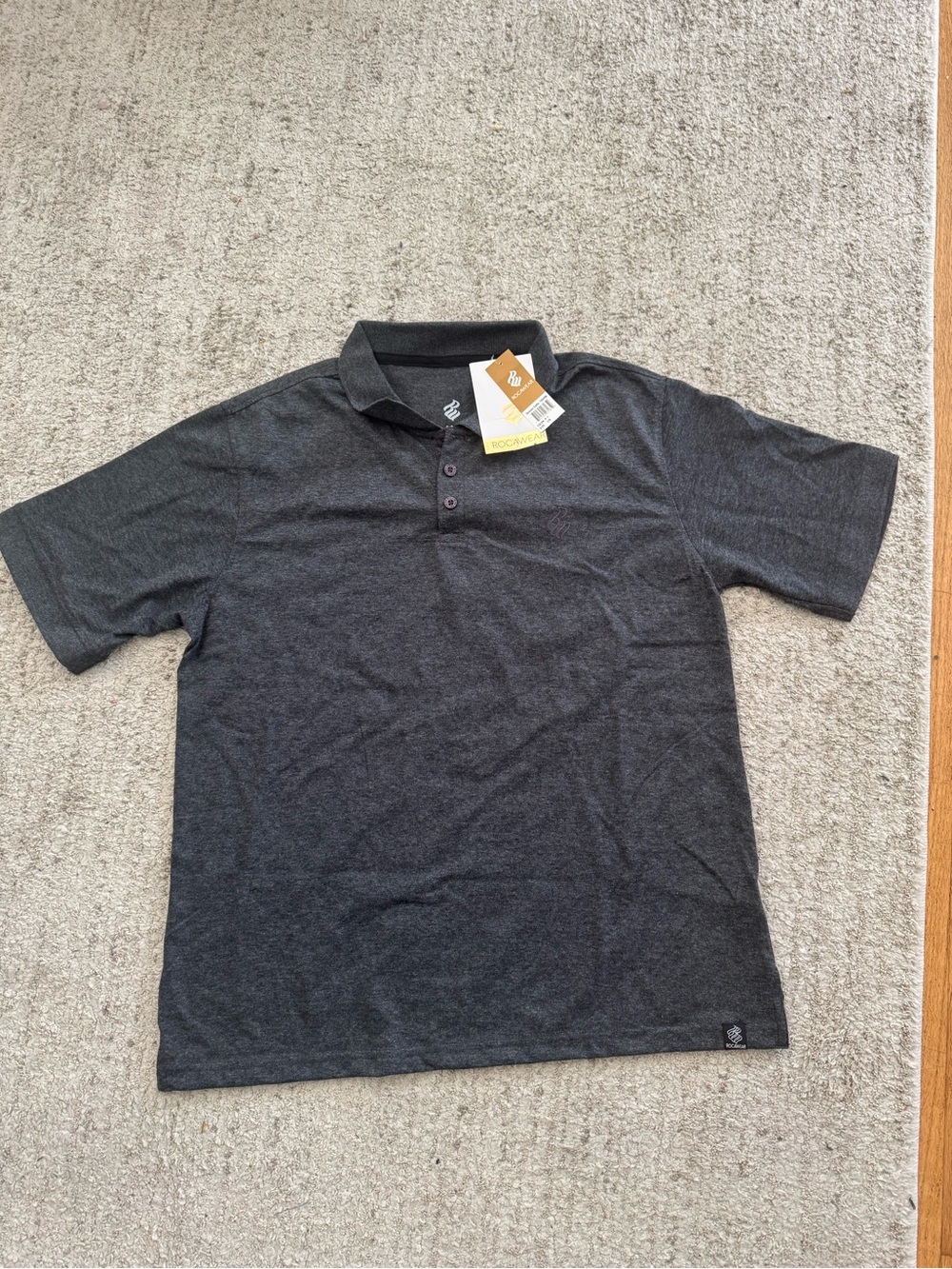 Rocawear Charcoal Gray Pullover with Logo Tag